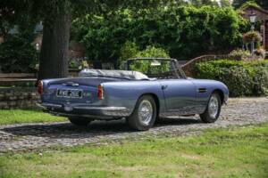Image 15/30 de Aston Martin DB 6 Volante (1967)