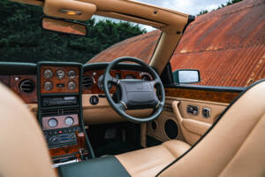 Bild 31/39 von Bentley Azure (1995)