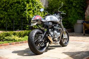 Bild 26/39 von Norton Dominator SS (2018)
