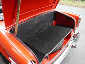 Image 20/21 of Triumph TR 5 PI (1968)