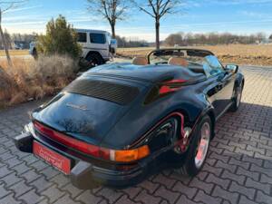 Bild 12/28 von Porsche 911 Carrera 3.2 (1989)