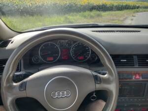 Image 6/9 de Audi A6 2.5 TDI allroad quattro (2005)