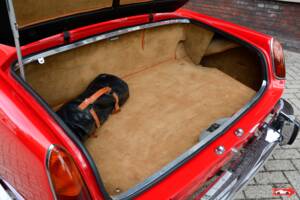 Image 33/38 of Ferrari 250 GT Cabriolet Pininfarina (1961)