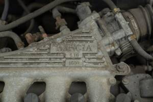 Image 36/38 of Lancia Delta HPE 1.6 16v (1998)
