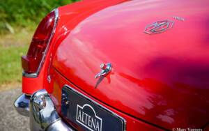 Image 18/39 de MG MGB (1964)