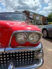 Image 9/52 of Buick Special Riviera Coupé (1958)