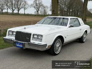 Imagen 1/26 de Buick Riviera Coupe (1983)
