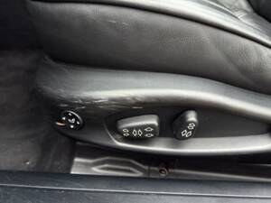 Bild 24/41 von BMW 320Ci (2006)