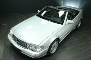 Imagen 9/30 de Mercedes-Benz SL 600 6.0 AMG (1996)