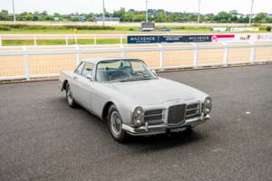 Immagine 4/26 di Facel Vega Facel II (1962)