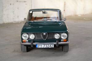 Image 15/83 of Alfa Romeo 1750 Berlina (1970)
