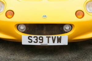 Image 24/50 of Lotus Elise 111 (1998)