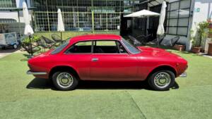 Afbeelding 22/63 van Alfa Romeo Giulia GT 1300 Junior (1971)