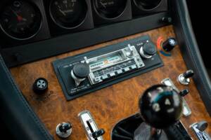 Image 24/38 of Ferrari 400i (1981)