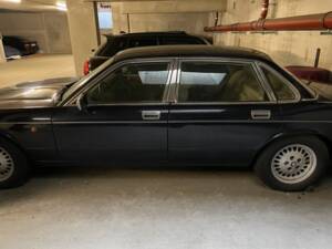 Bild 16/16 von Jaguar XJ 40 4.0 (1992)
