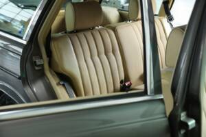 Image 25/49 of Mercedes-Benz 230 TE (1981)