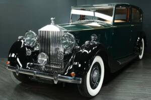 Image 1/30 of Rolls-Royce Phantom III (1938)