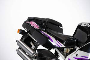 Afbeelding 32/45 van Suzuki RGV 250 Gamma (1992)