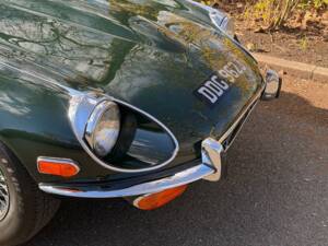 Imagen 43/50 de Jaguar E-Type V12 (2+2) (1970)