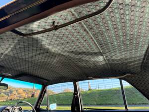 Bild 17/37 von Mercedes-Benz 280 SE 3,5 (1972)