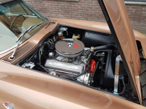 Bild 15/24 von Chevrolet Corvette Sting Ray Convertible (1964)