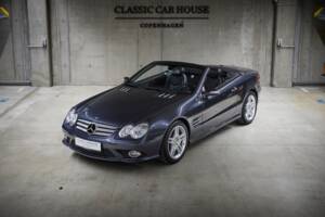 Image 16/99 de Mercedes-Benz SL 550 (2007)