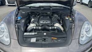 Image 39/51 de Porsche Cayenne Turbo (2011)
