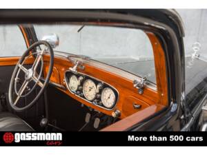 Bild 9/15 von Mercedes-Benz 230 (1939)