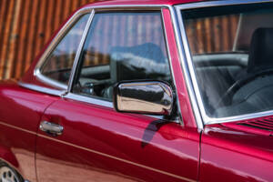 Afbeelding 14/36 van Mercedes-Benz 300 SL (1989)