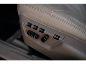 Image 29/43 of Volvo V 70 2.4 (2007)