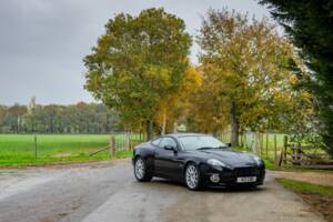 Afbeelding 19/50 van Aston Martin V12 Vanquish S (2007)