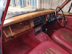 Image 12/21 of Jaguar Mk II 3.4 (1966)