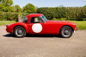 Image 17/50 de MG MGA 1500 (1957)