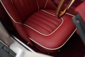 Image 19/50 of Austin-Healey 100&#x2F;6 (BN6) (1958)