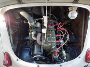 Afbeelding 2/8 van Renault 4 CV (1957)