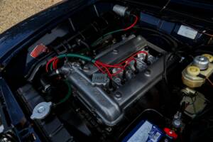 Image 22/50 of Alfa Romeo Giulia Nuova Super 1300 (1975)