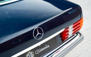 Image 16/72 de Mercedes-Benz 500 SEL (1984)