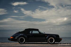 Image 28/85 of Porsche 911 Speedster 3.2 (1989)