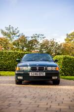 Image 14/49 of BMW 328i (1998)