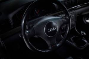 Imagen 58/100 de Audi RS4 Avant (2001)