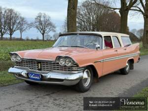 Image 1/12 of Plymouth Sport Suburban (1959)