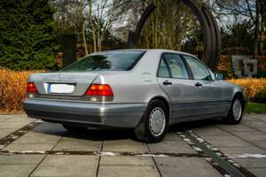 Afbeelding 2/13 van Mercedes-Benz S 500 (1995)