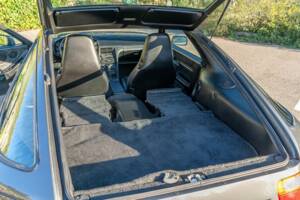 Image 23/30 of Porsche 928 S4 (1989)