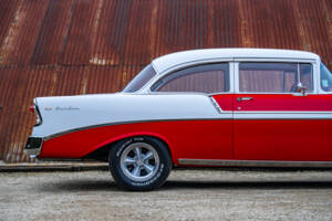 Image 23/44 of Chevrolet Bel Air Hardtop Coupé (1956)