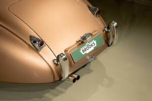 Image 31/50 of Jaguar XK 120 OTS (1952)