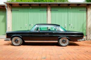Imagen 3/199 de Mercedes-Benz 280 SE 3,5 (1971)