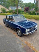 Image 8/15 of Alfa Romeo Giulia Super 1.3 (1972)