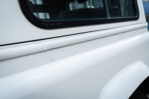 Image 12/66 de Land Rover Defender 90 TD4 (2007)