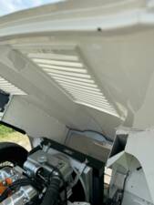 Image 40/42 of Jaguar E-Type 3.8 Flat Floor (1961)