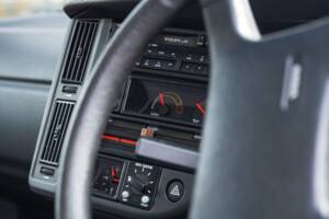 Immagine 27/50 di Volvo 440 Turbo (1992)